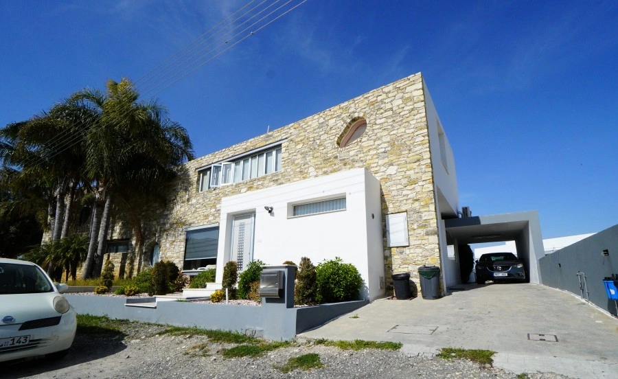 2 - venta villa larnaca lárnaca chipre