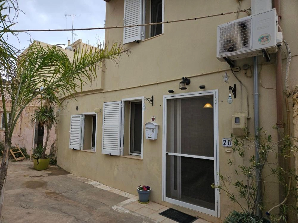 2 - vendita casa mállia creta grecia
