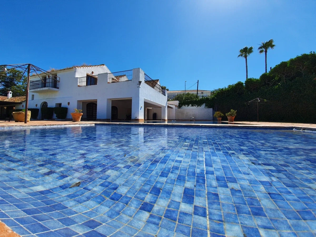 1 - venta casa san enrique de guadiaro andalucía españa