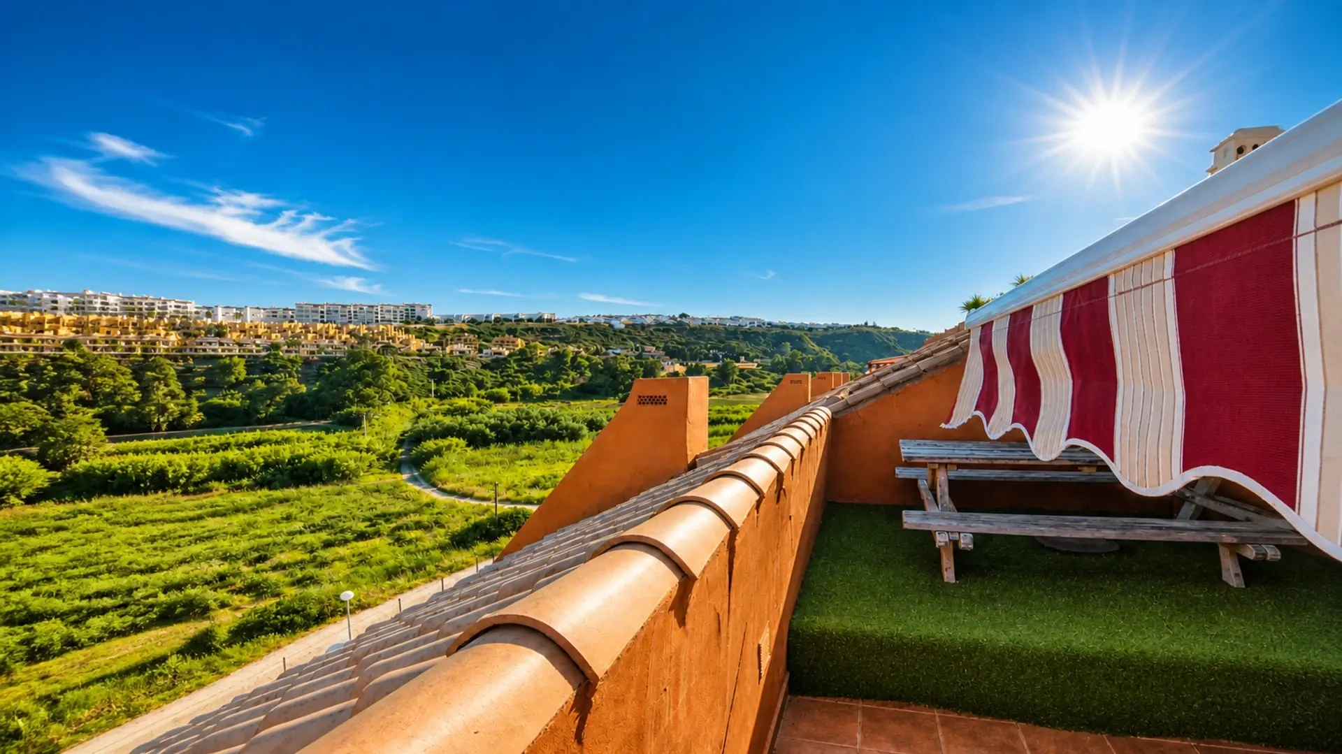 2 - verkoop appartement uitzicht op zee manilva andalusië spanje
