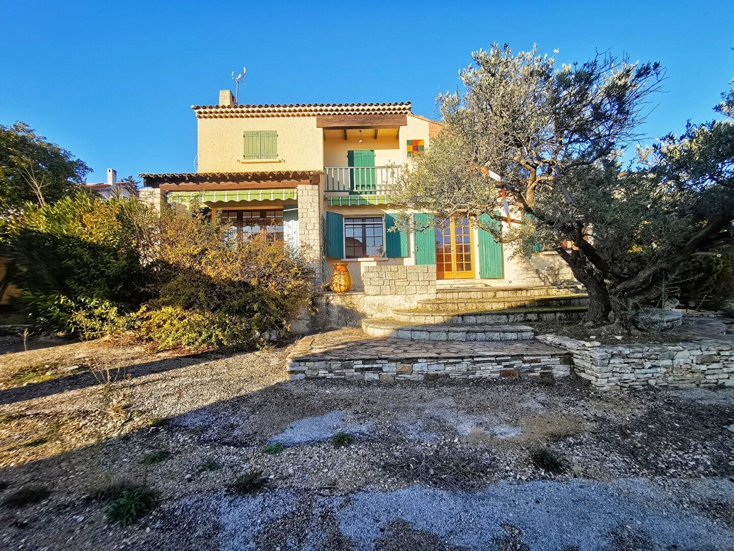 1 - venda casa la fare-les-oliviers bouches-du-rhône frança