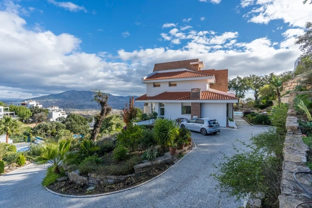 2 - venta casa ojen andalucía españa