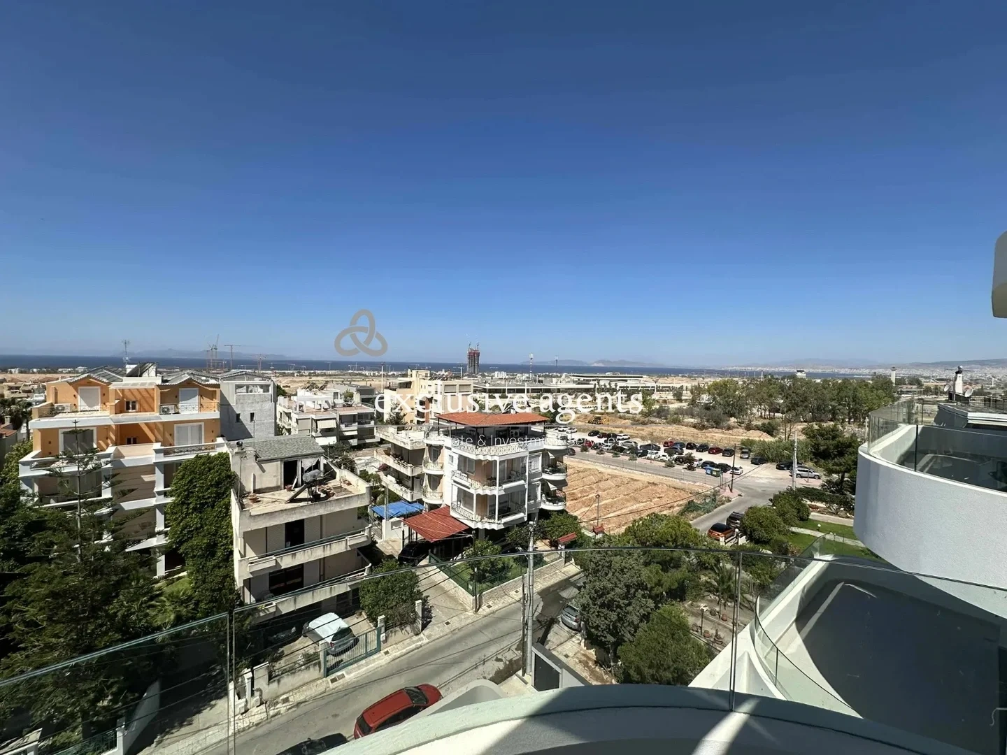 2 - vente maison pieds dans l'eau glyfada attique grèce