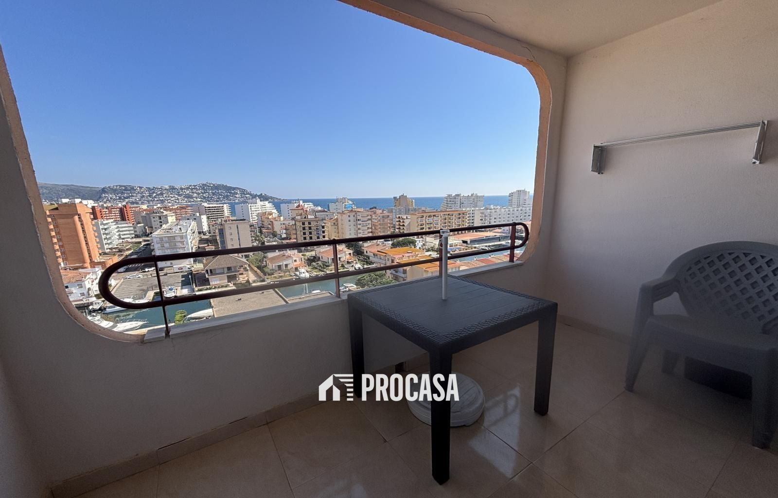 2 - venda apartamento vista de mar roses catalunha espanha