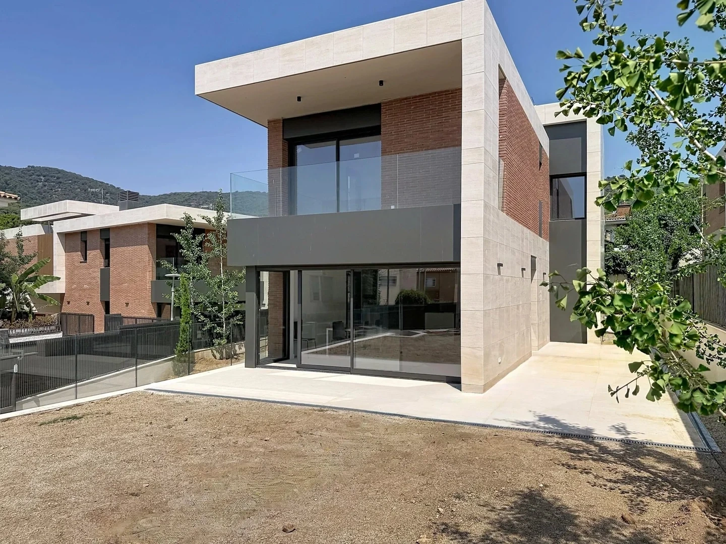 2 - house for sale in premia de dalt catalonia spain