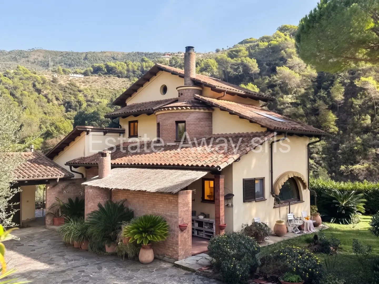 1 - vendita villa soldano liguria italia