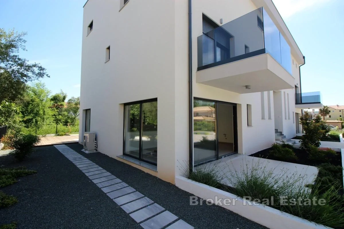 1 - vente appartement plage à pied krk primorje-gorski kotar croatie