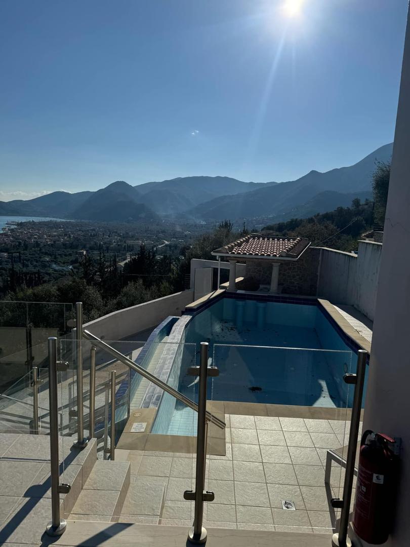 2 - venta casa vista al mar perigiálion islas jónicas grecia