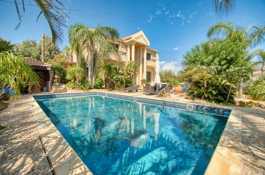 1 - vendita villa limassol limassol cipro
