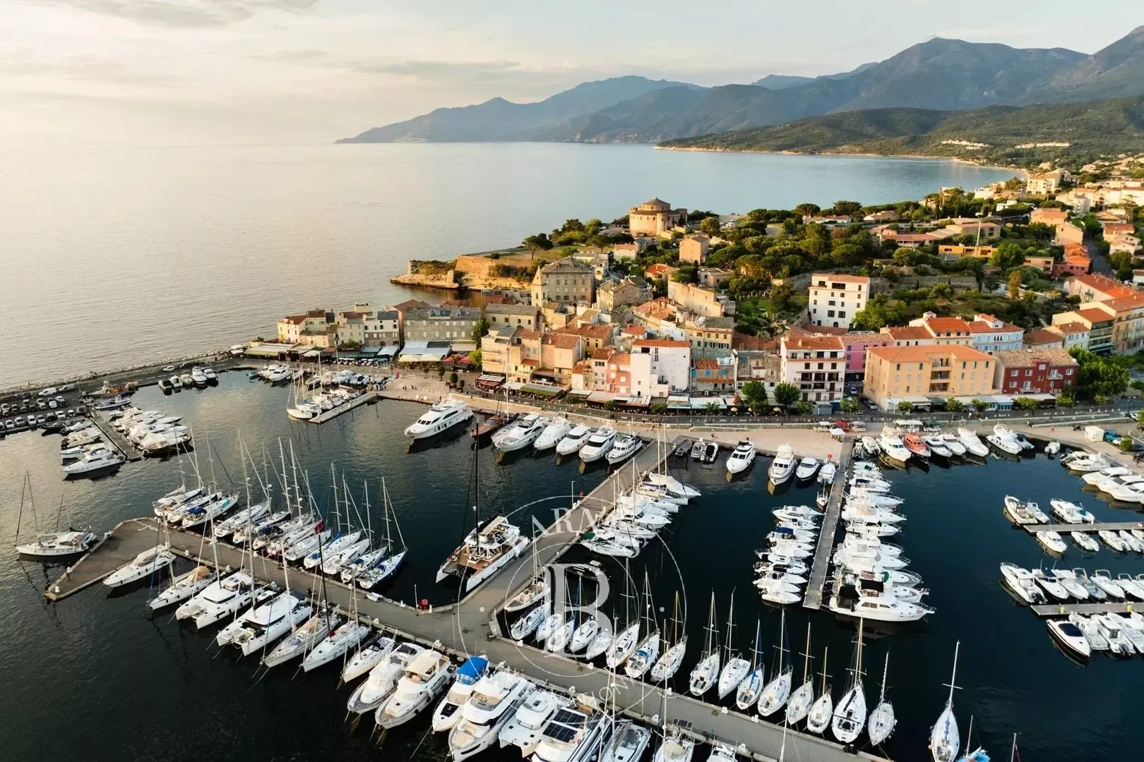 1 - venta comercio vista al mar saint-florent córcega (alta) francia