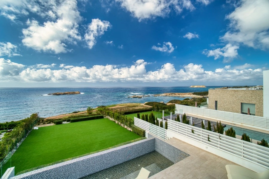 1 - venta villa frente al mar paphos pafos chipre