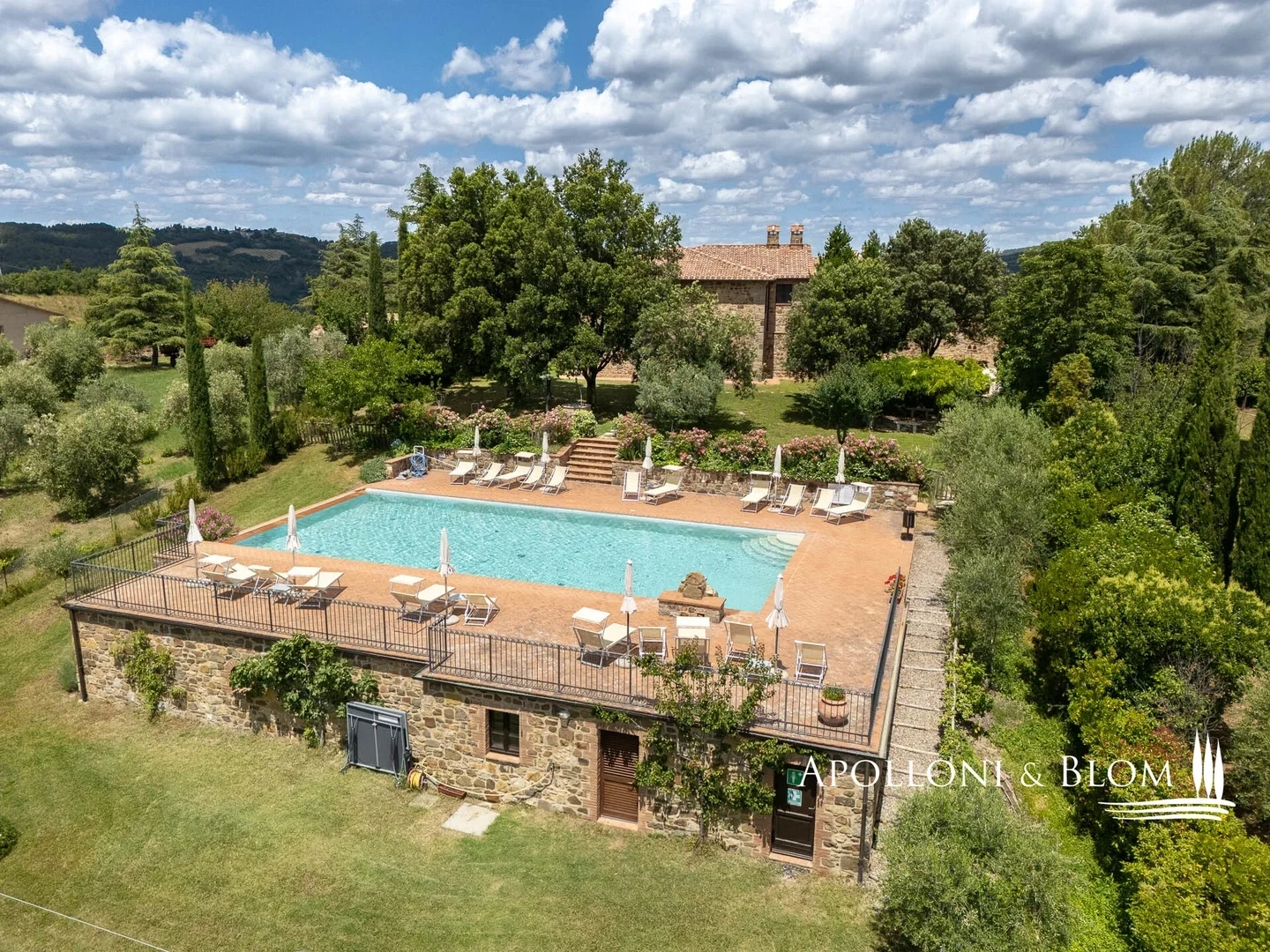 2 - venta propiedad seggiano toscana italia