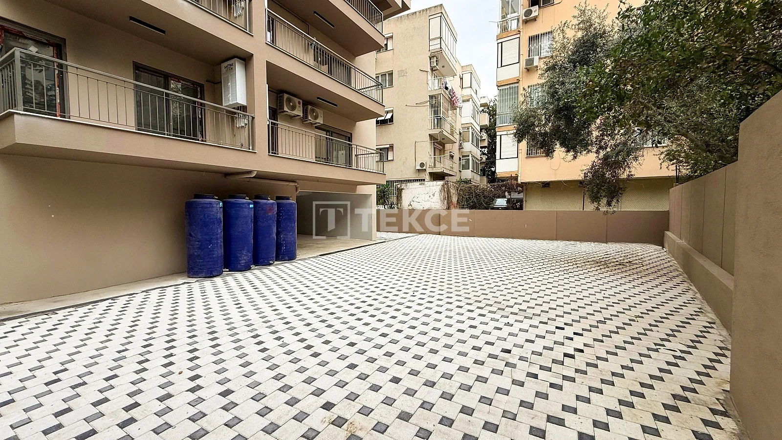 2 - vente appartement karsiyaka i̇zmir turquie