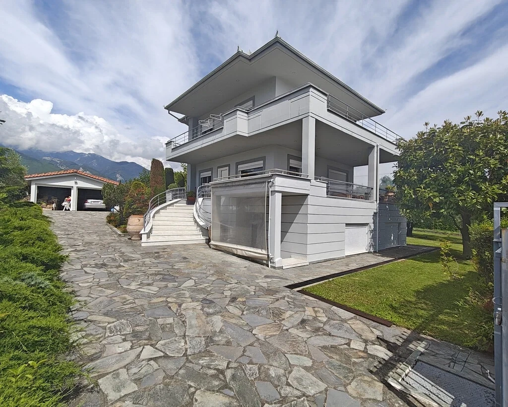 Casa vista al mar con 5 dormitorios