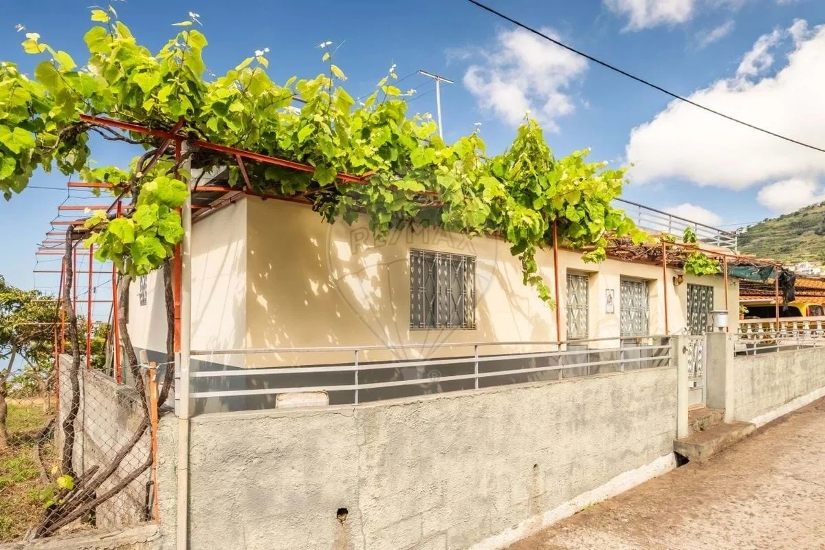 1 - verkoop huis uitzicht op zee calheta madeira portugal