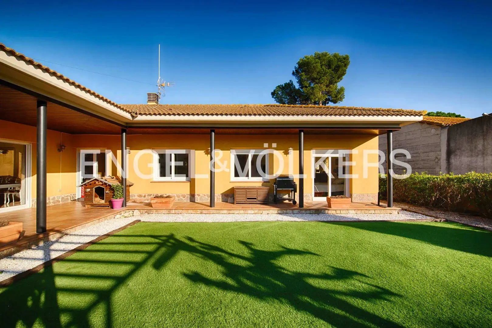Casa con terraza