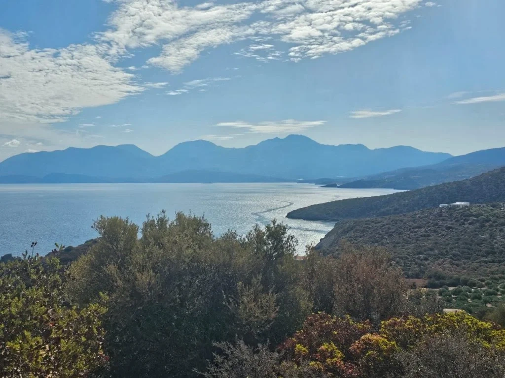2 - venta terreno vista al mar agios nikolaos creta grecia
