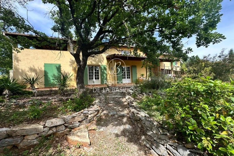 1 - venta casa saint-maximin-la-sainte-baume var francia