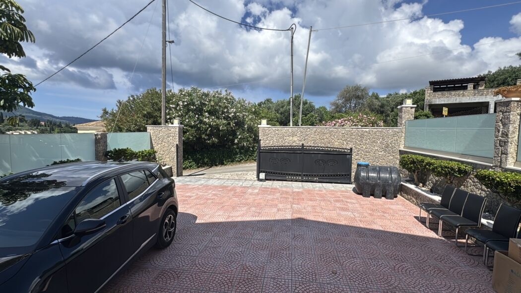 2 - vente maison vue mer achílleion îles ioniennes grèce