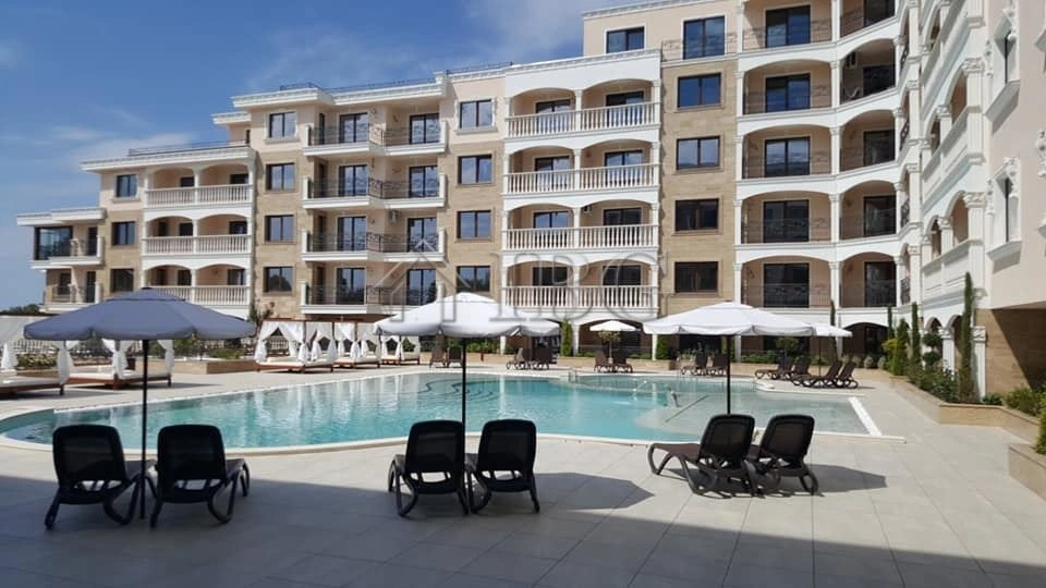 2 - waterfront apartment for sale in nesebăr burgas bulgaria