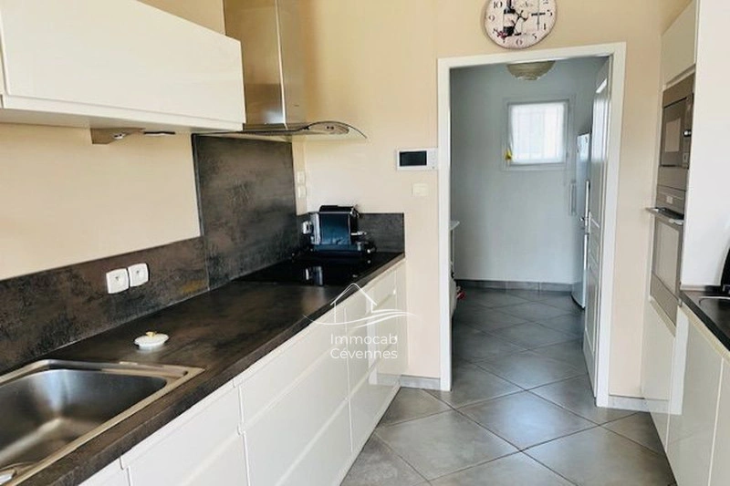 2 - house for sale in alès gard france