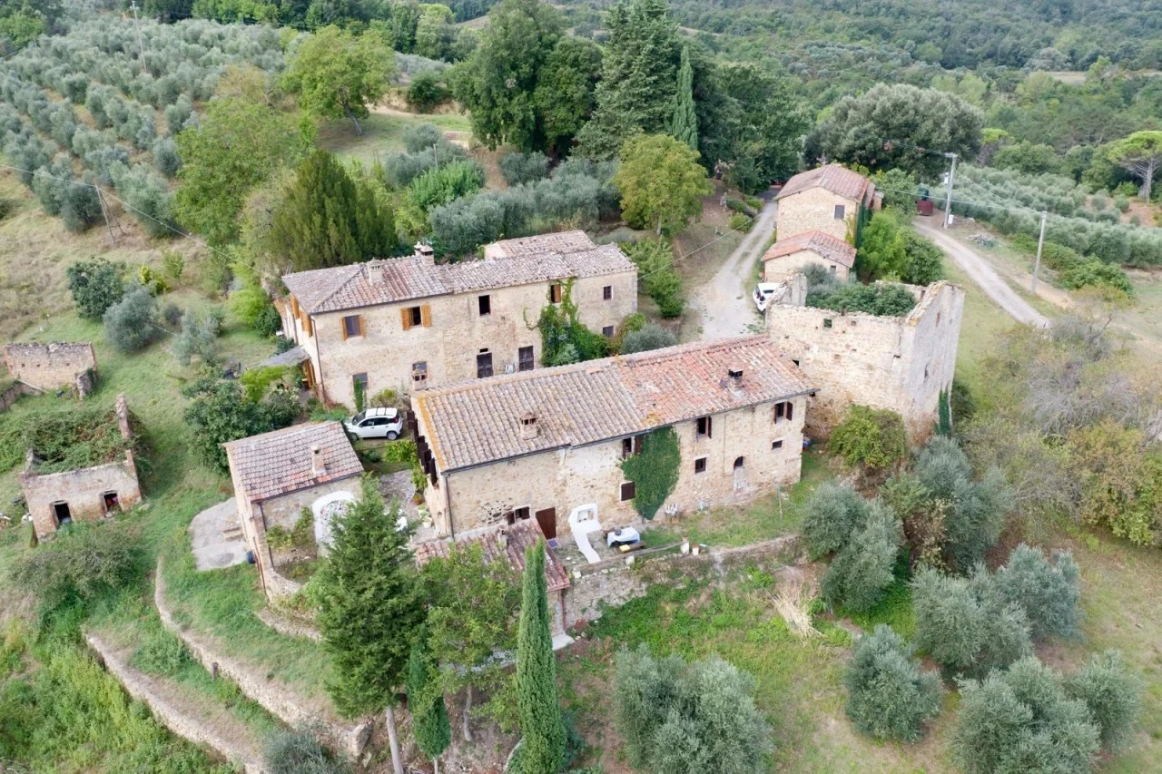 2 - verkoop winkel san gimignano tuscany italië