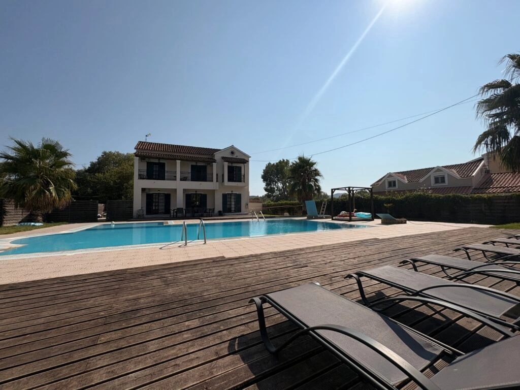 2 - vente propriété plage à pied corfu îles ioniennes grèce