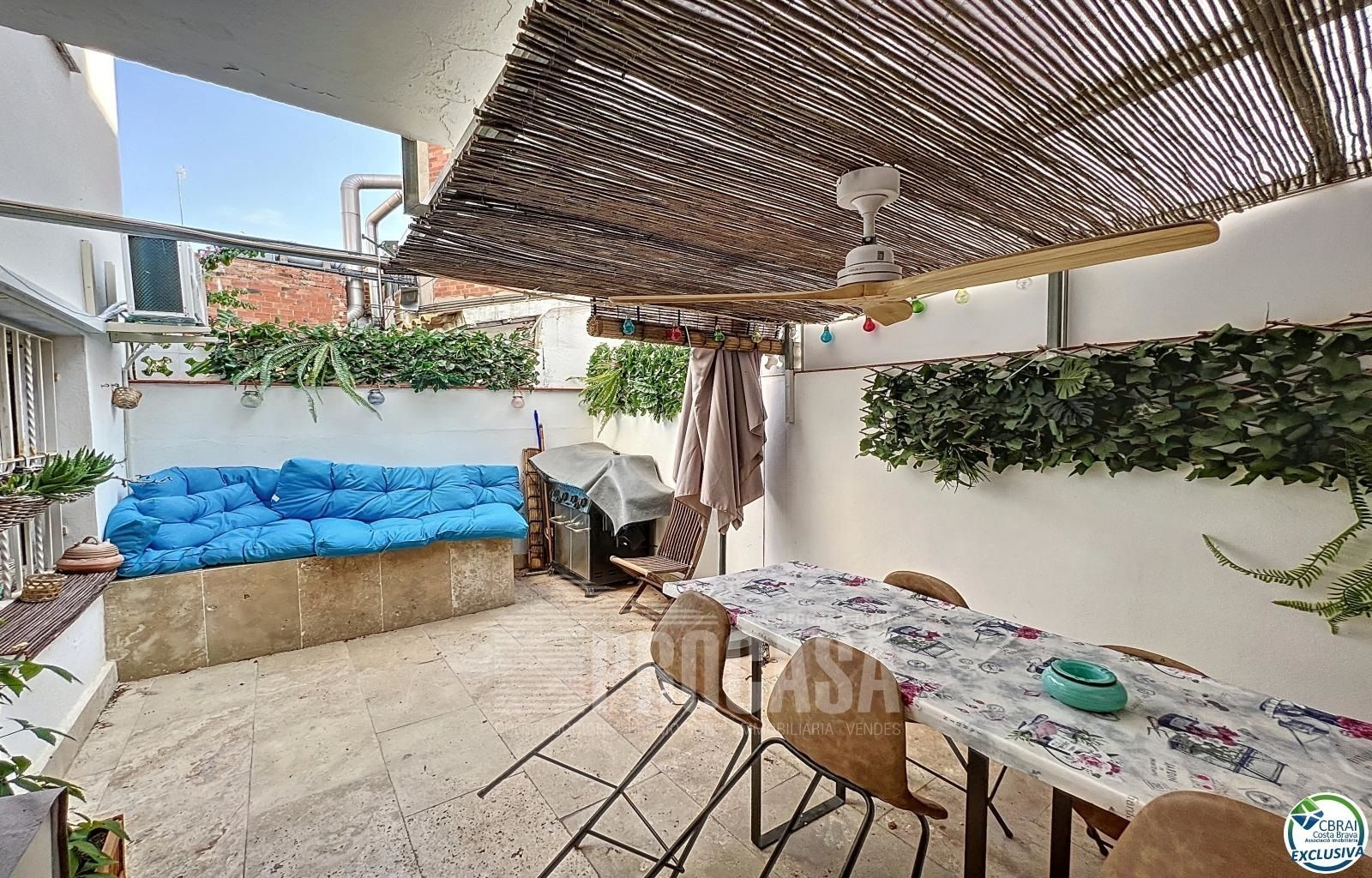 1 - venda apartamento roses - costa brava catalunha espanha