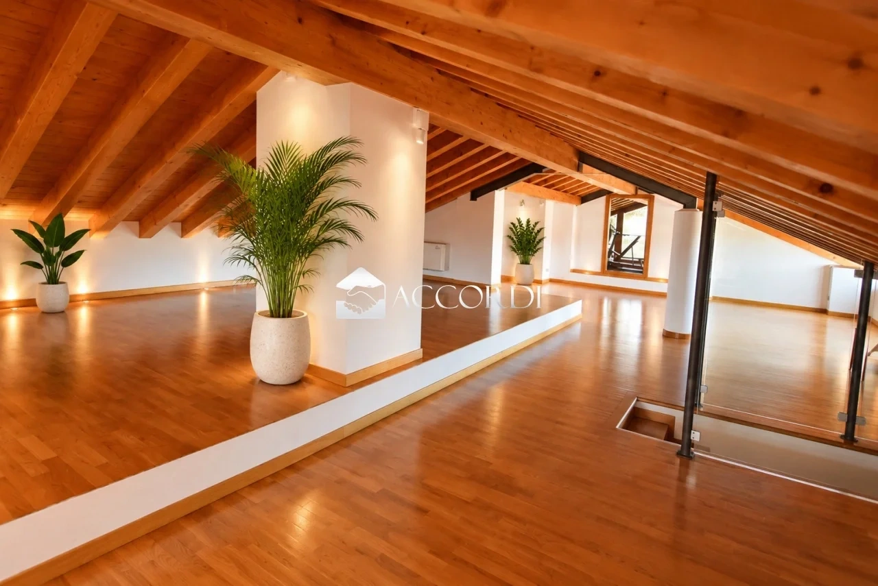 1 - verkoop villa montebelluna veneto italië