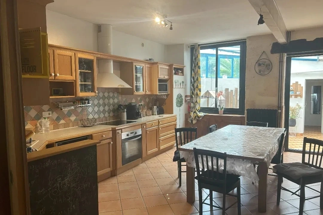 2 - venta casa saint-jean-d'angély charente marítimo francia