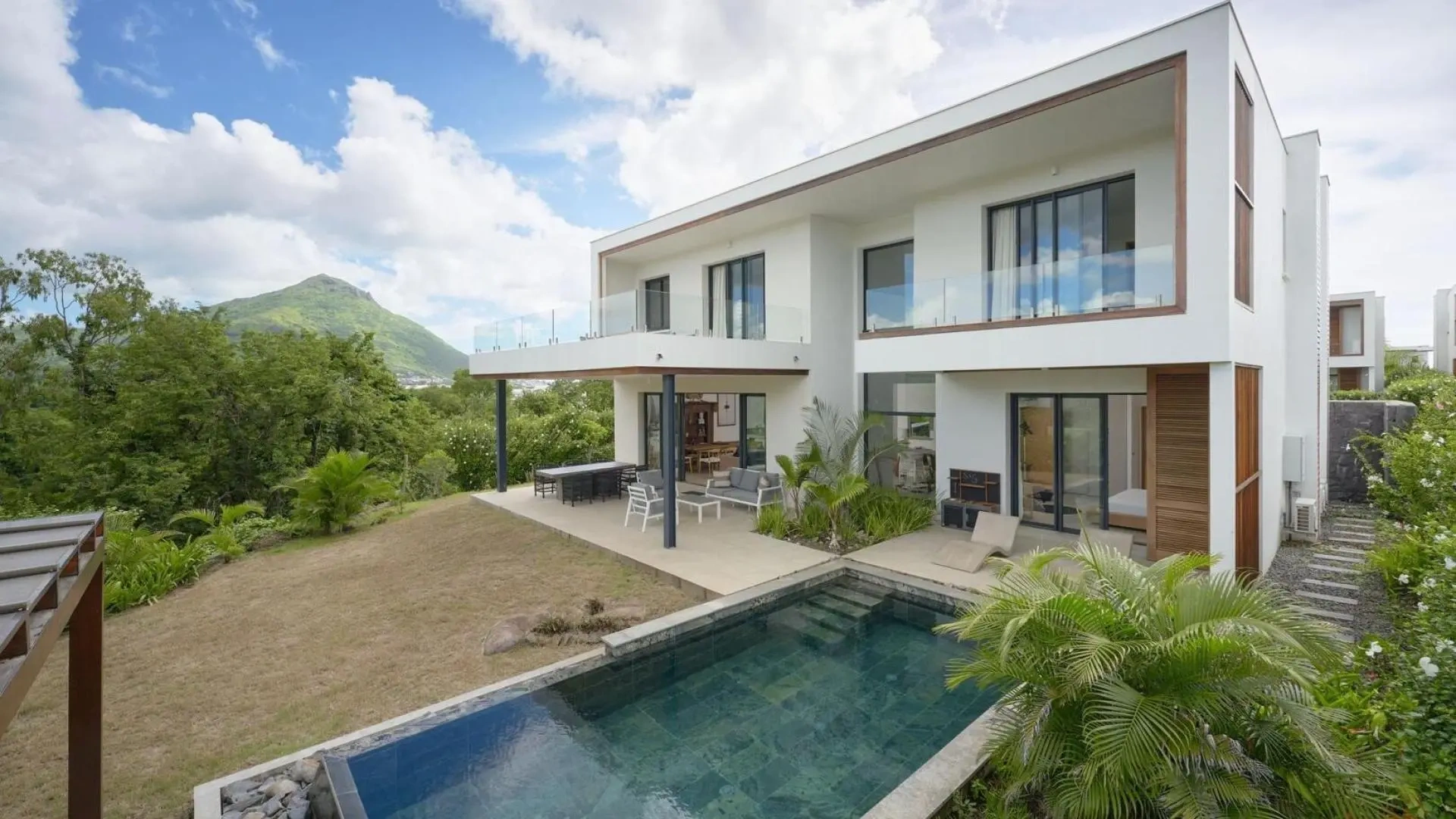 1 - villa for sale in tamarin rivière noire mauritius