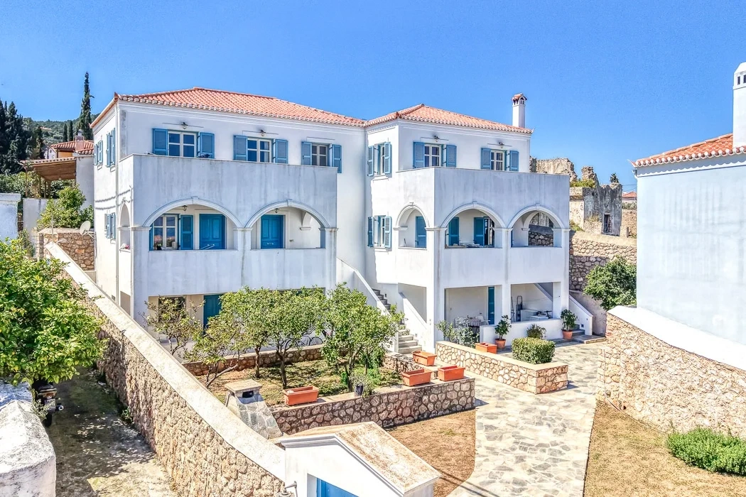 1 - house for sale in spetses attica greece