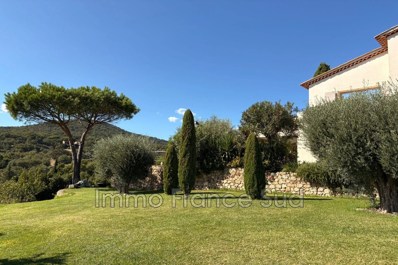2 - venta casa grimaud var francia