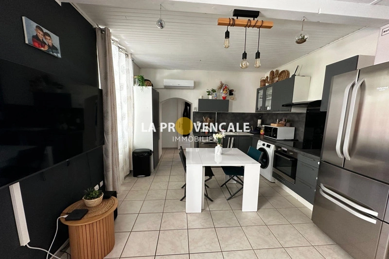 2 - venda casa gréasque bouches-du-rhône frança
