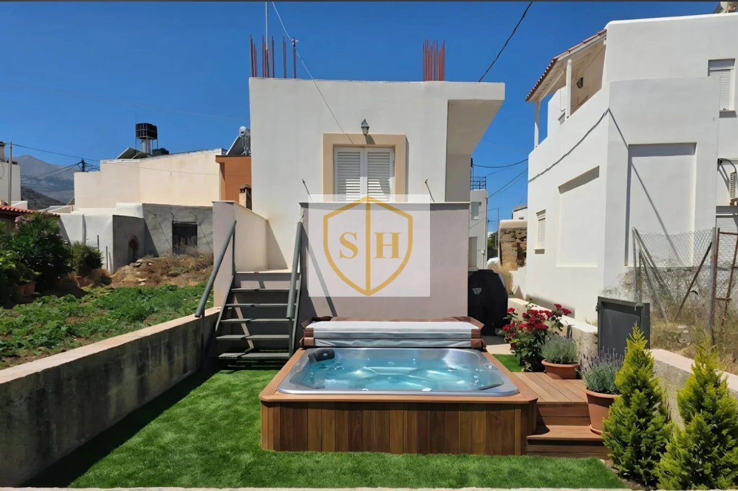 1 - vente maison sísi crète grèce