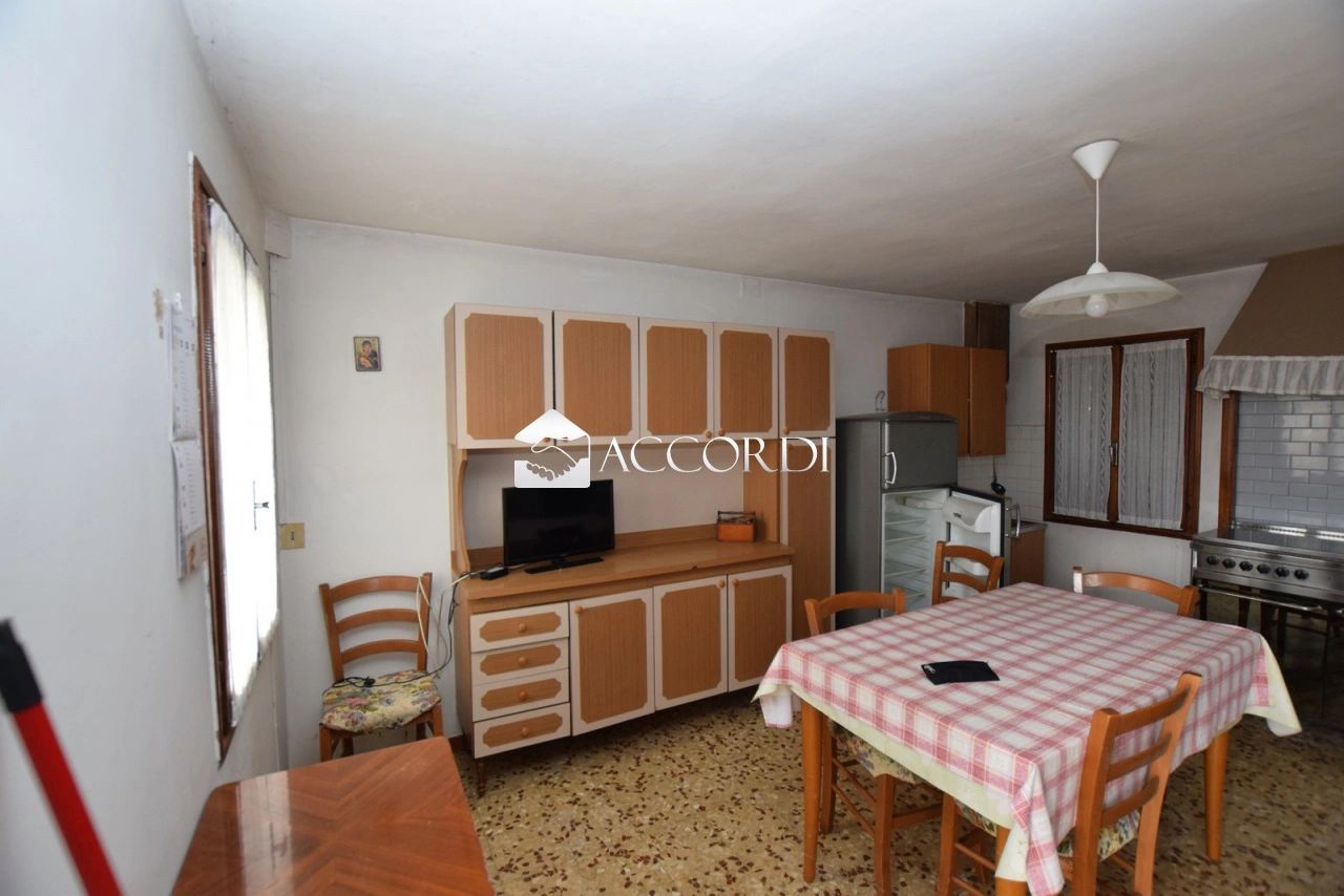 2 - venda casa montebelluna vêneto itália
