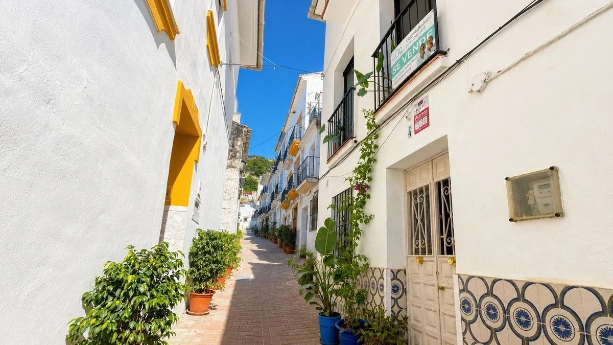 2 - venta casa ojen andalucía españa