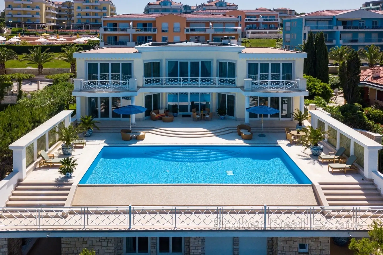 2 - vente maison pieds dans l'eau umag istrie croatie