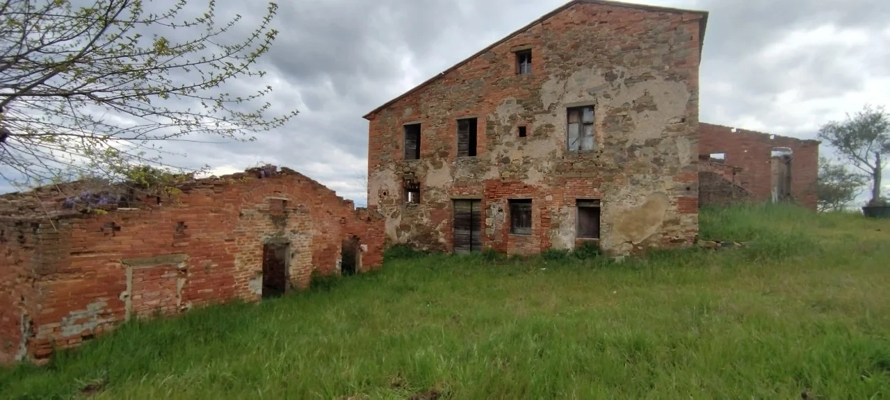 2 - estate for sale in sinalunga tuscany italy