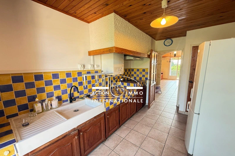 2 - apartment for sale in tarascon bouches-du-rhône france