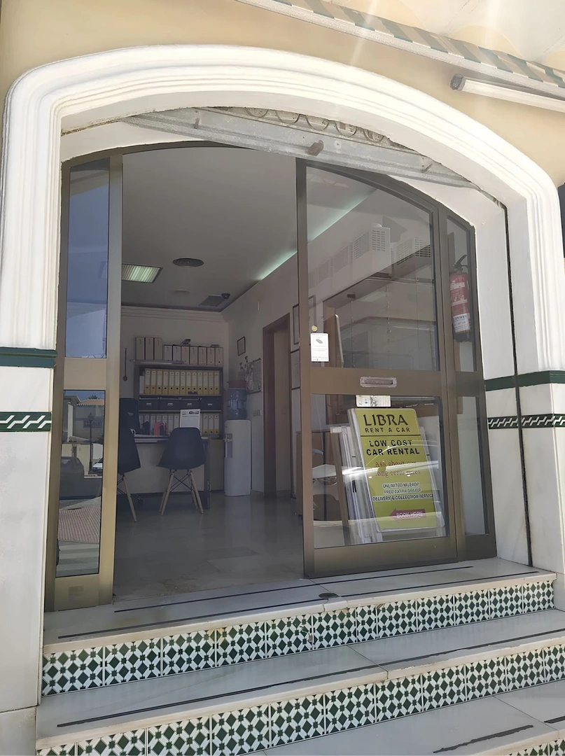 2 - venda espaço comercial a praia ao pé fuengirola - costa del sol andaluzia espanha