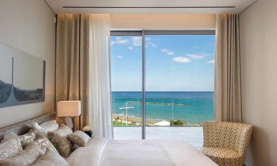 1 - vente appartement pieds dans l'eau limassol limassol chypre