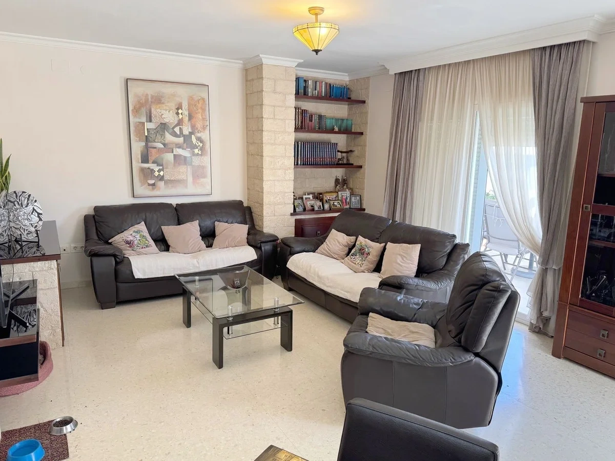 2 - venda apartamento a praia ao pé estepona - costa del sol andaluzia espanha