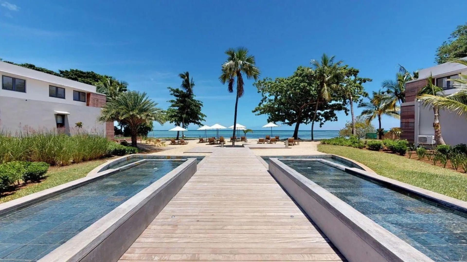 1 - waterfront apartment for sale in tamarin rivière noire mauritius