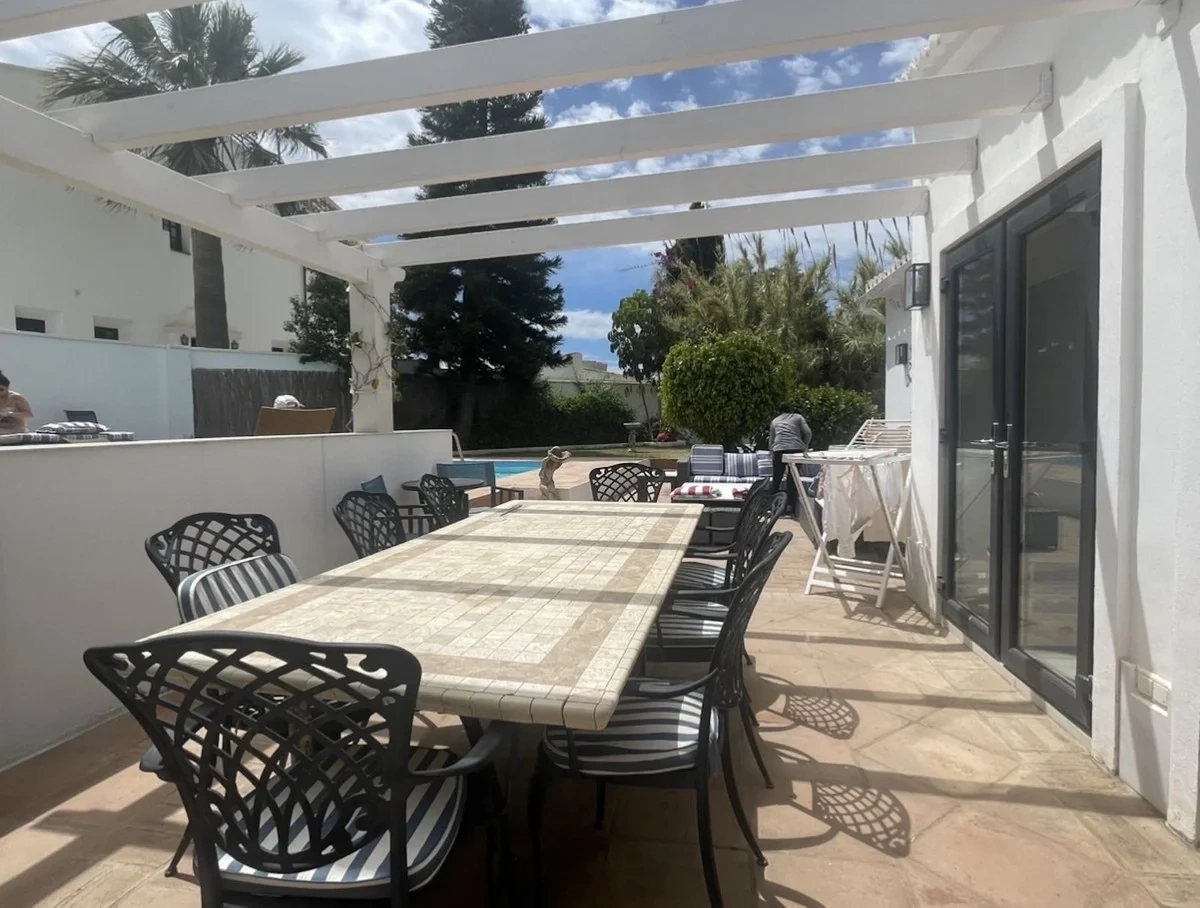 2 - venta casa a pie de playa san pedro de alcántara andalucía españa
