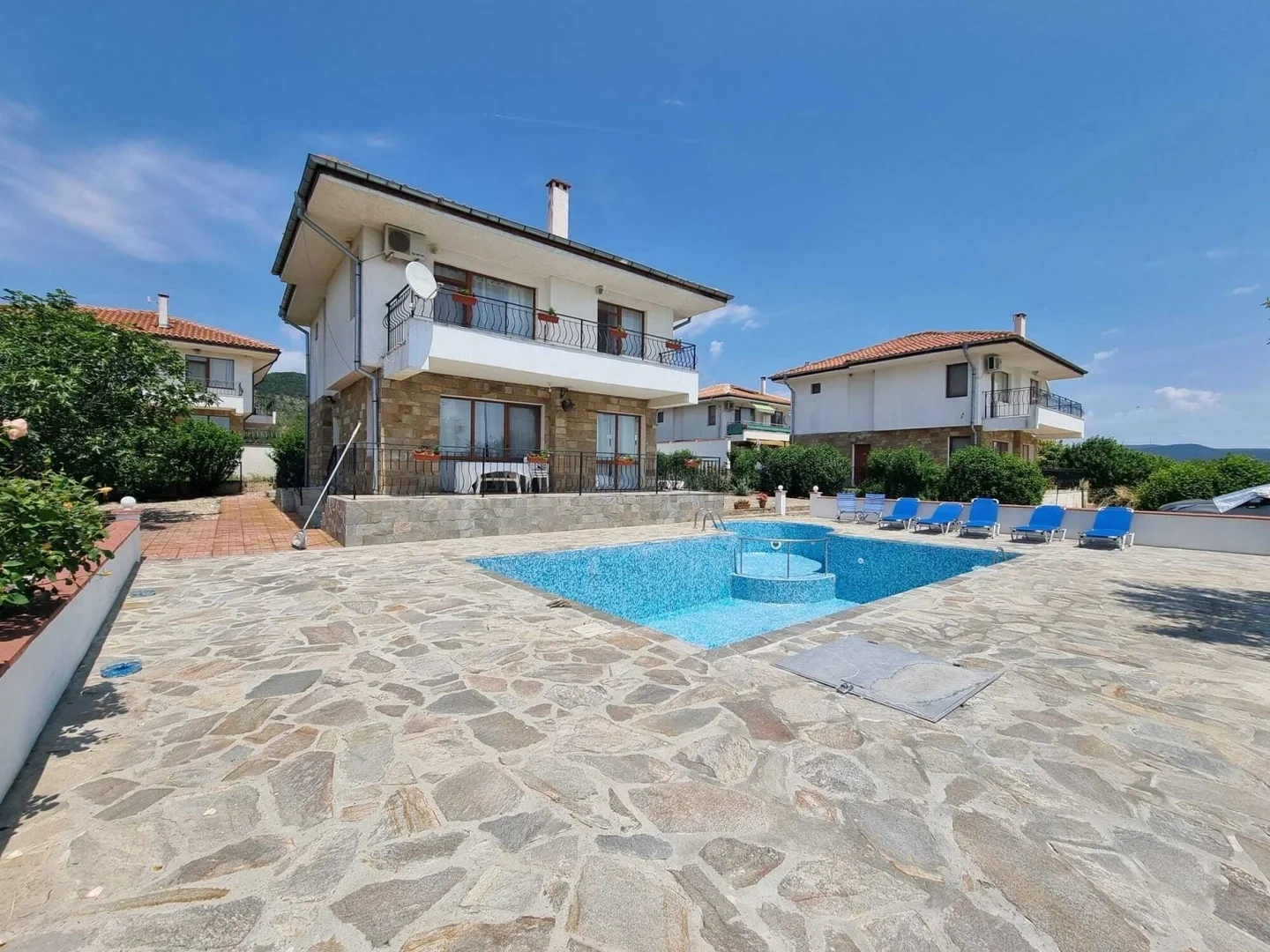 2 - venta casa goritsa burgas bulgaria