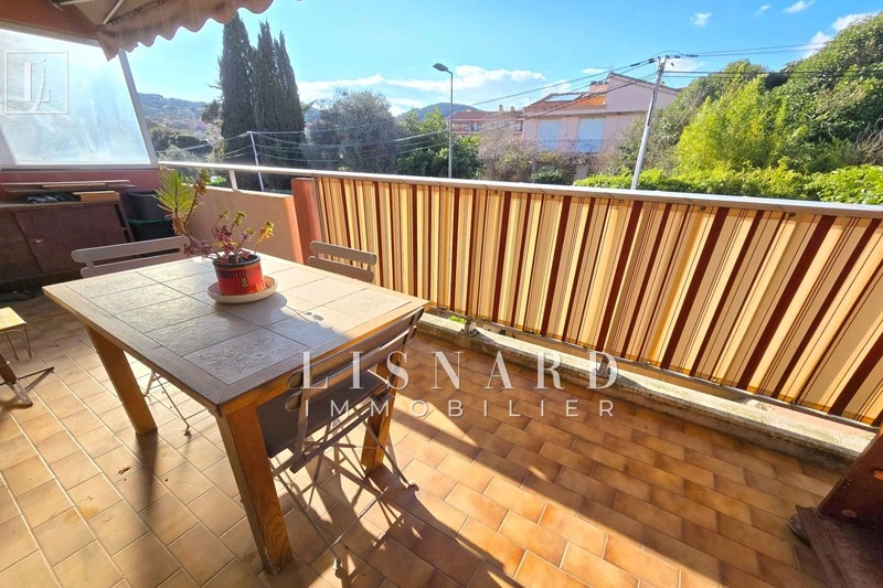 Apartamento con terraza