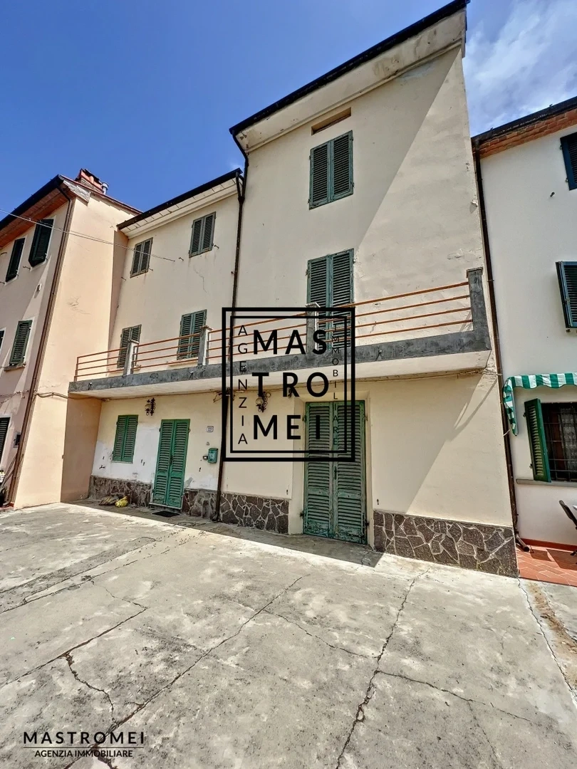 2 - venda casa castelfranco di sotto toscana itália