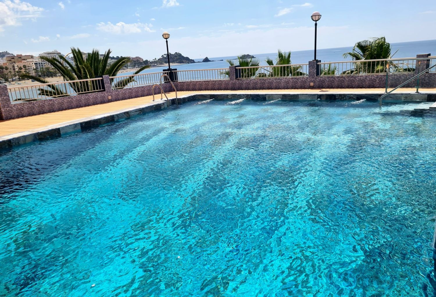 1 - sea view apartment for vacation rentals in almuñecar andalusia spain