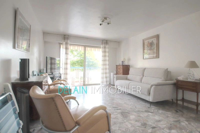 2 - beach walk apartment for sale in cagnes-sur-mer alpes-maritimes france